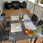 بيت للعطل Mobilhome Im Mit Grosser Poolanlage